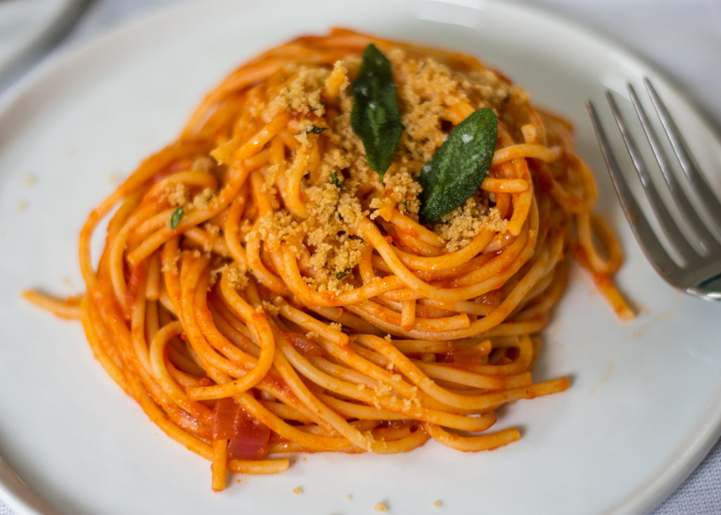 Spaghetti All&amp;#39;Arrabiata | Quick Dinners | Flying Fourchette