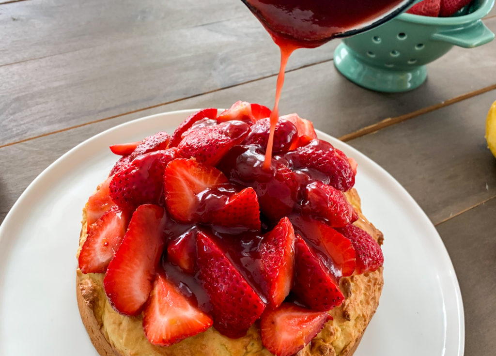 Pouring raspberry syrup