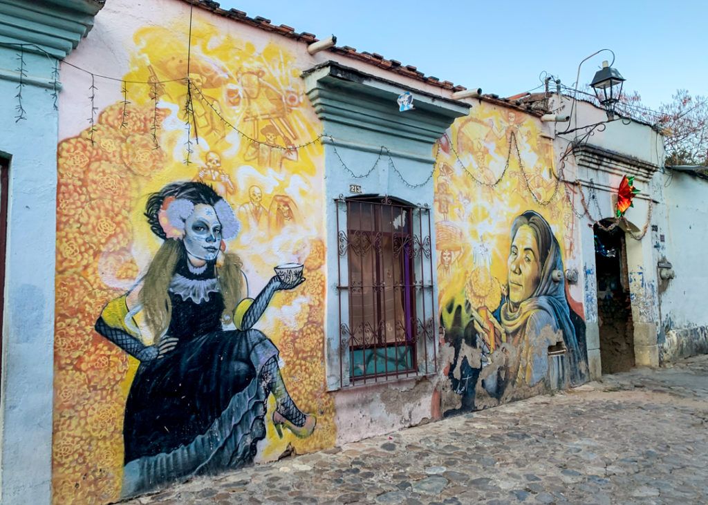 Murals in Jalatlaco