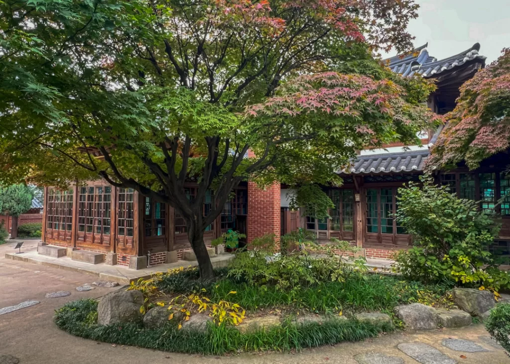 House of Baek In-je in Seoul