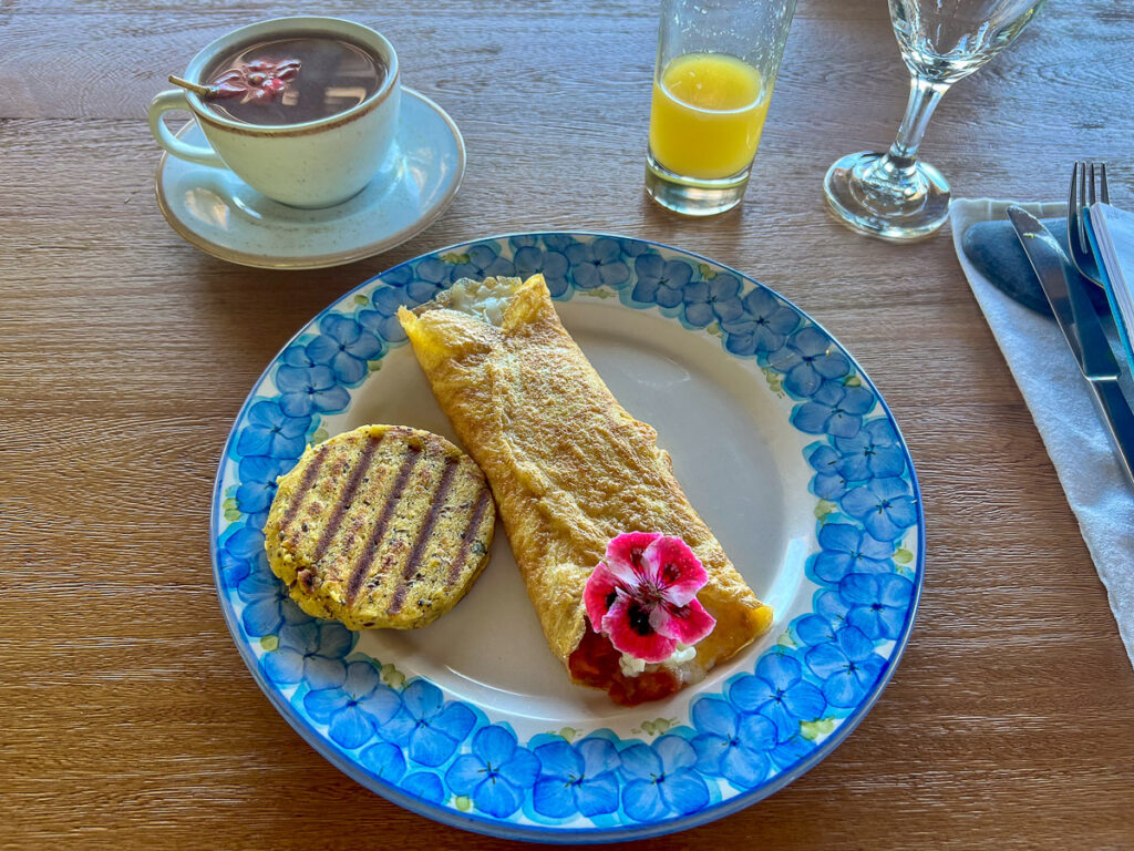 Breakfast at Cannúa Lodge