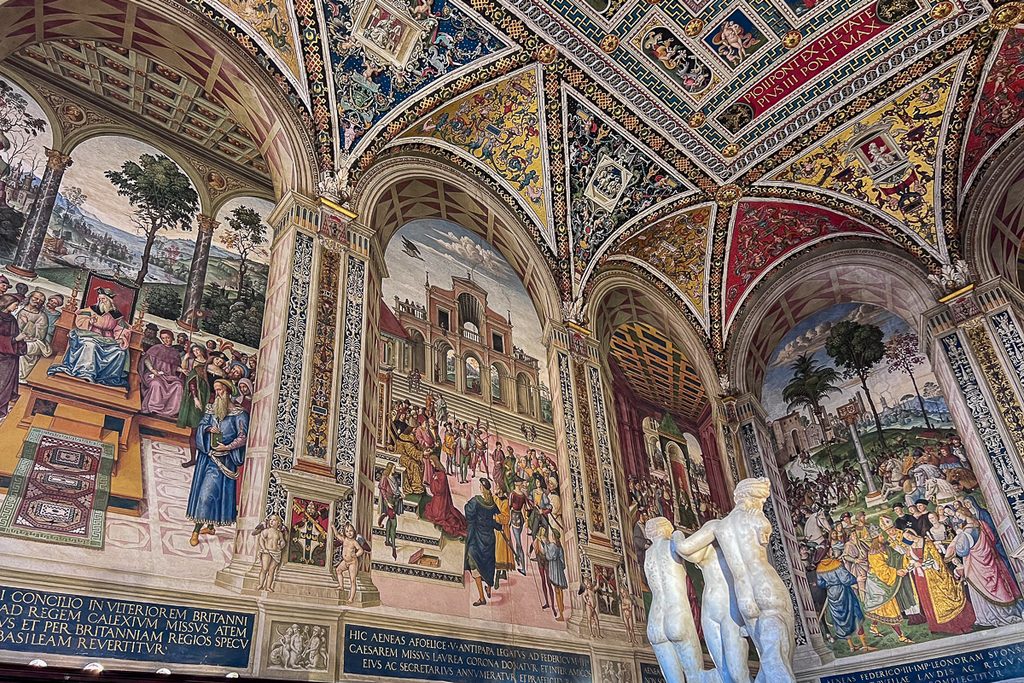 Piccolomini Library in Siena